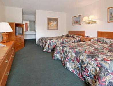 Days Inn By Wyndham South Fort Worth Hotel 2*