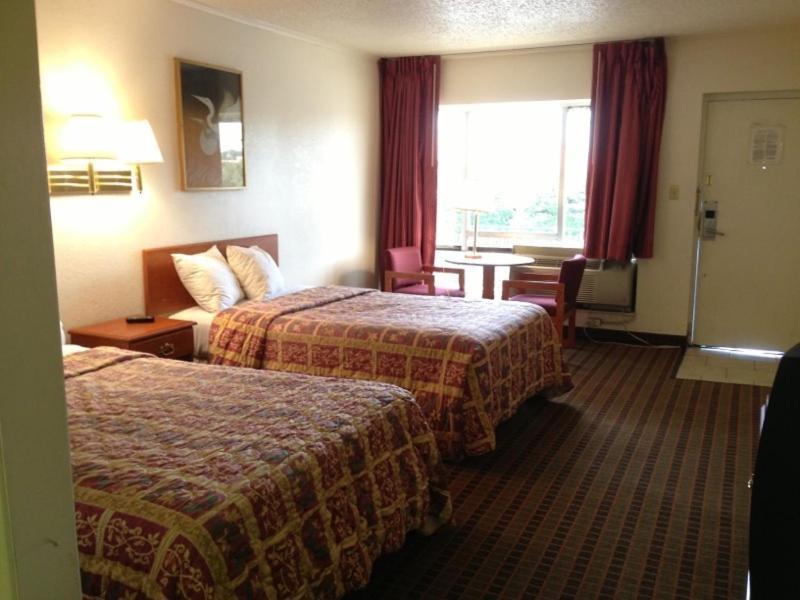 Days Inn By Wyndham South Fort Worth Hotel Fort Worth