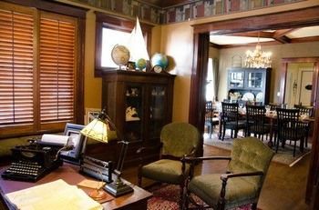 Rosen House Hotel 3*