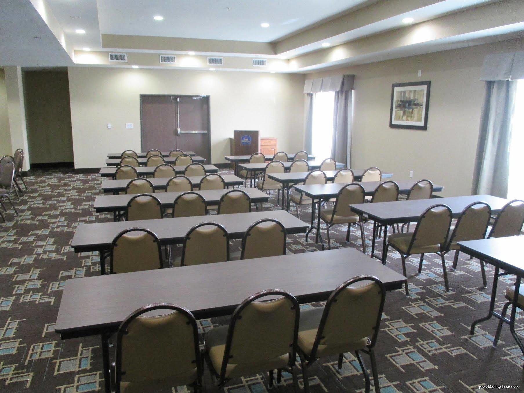 Hotel Western Worth Forest Hill & 3*