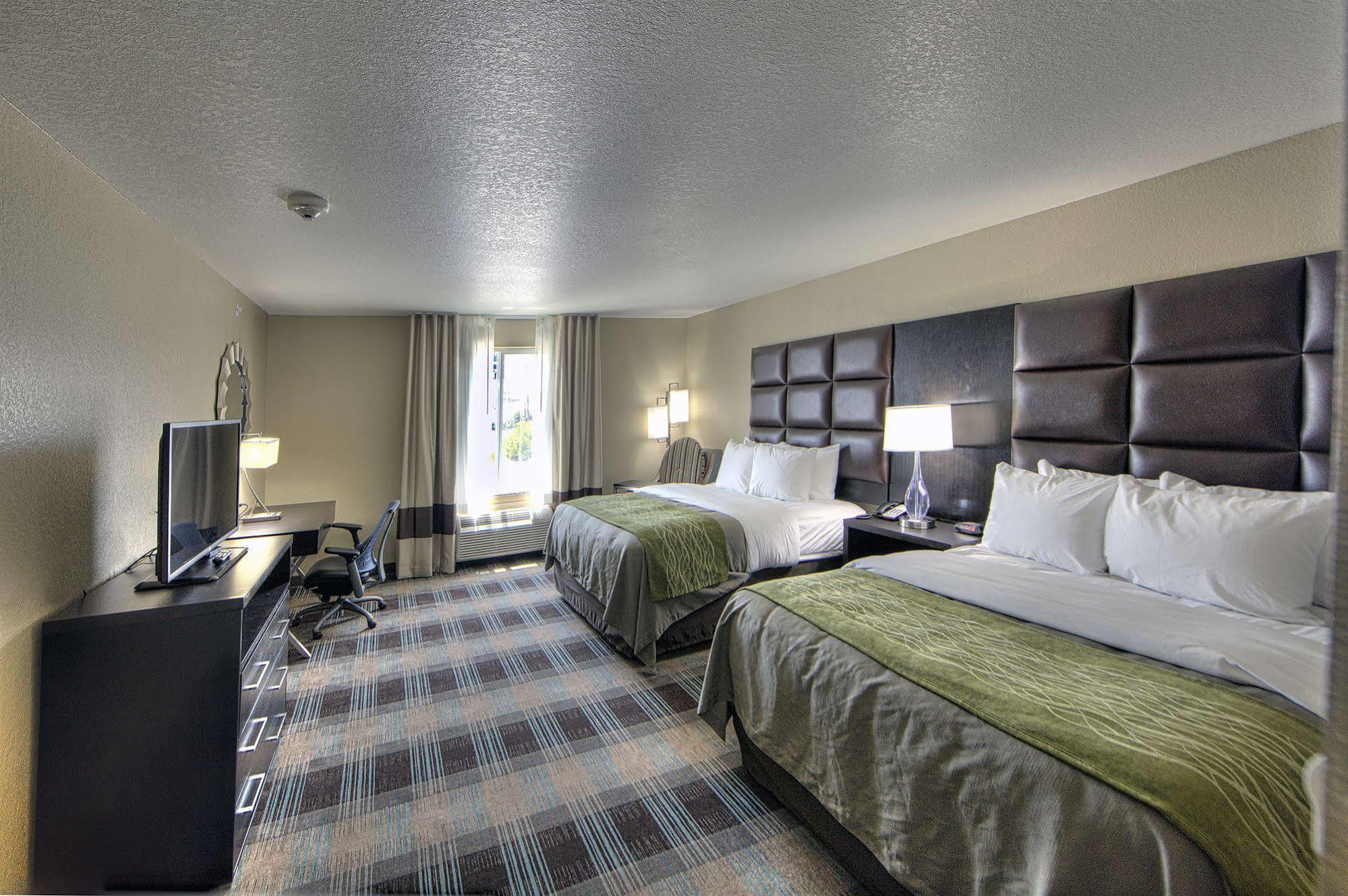 Hotel Comfort & Suites, White Settlement-fort Worth West, Tx 3*