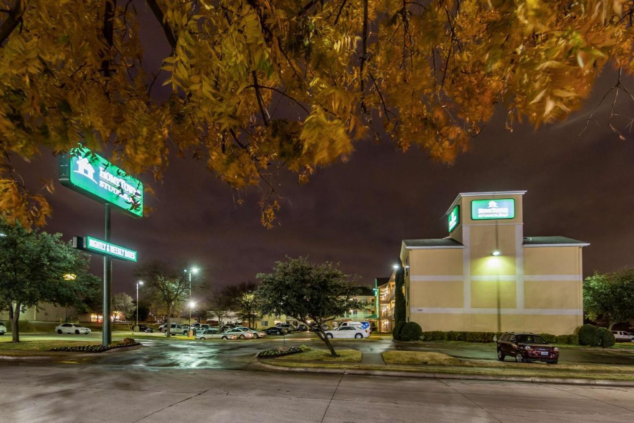 Hometowne Dallas - Worth Hotel