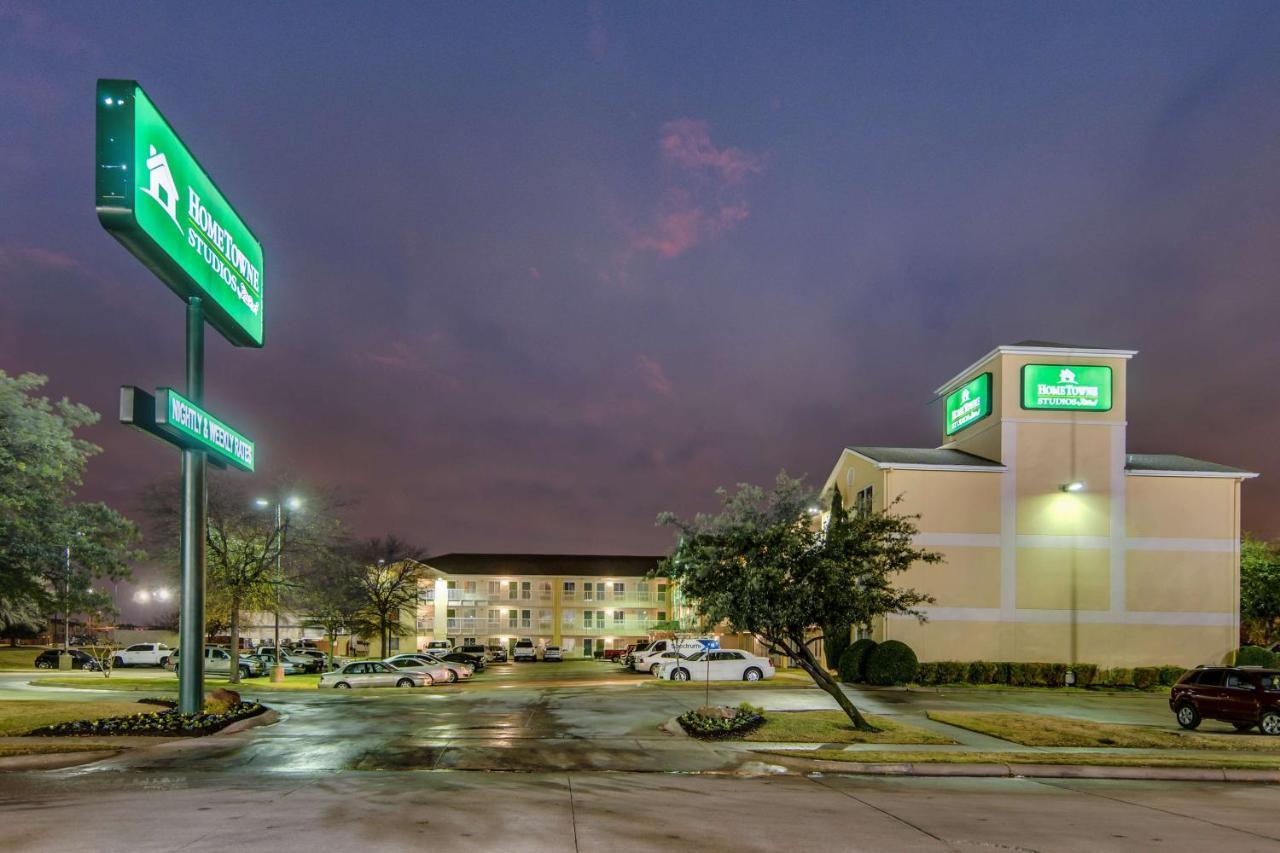 Hometowne Dallas - Worth Hotel