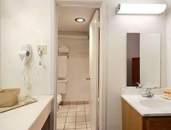 Hotel Days Inn By Wyndham South Fort Worth
