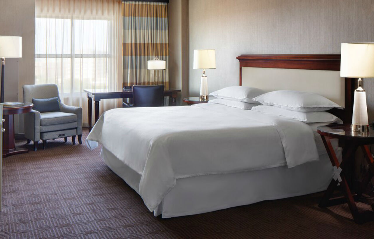 Hotel Sheraton Worth Downtown